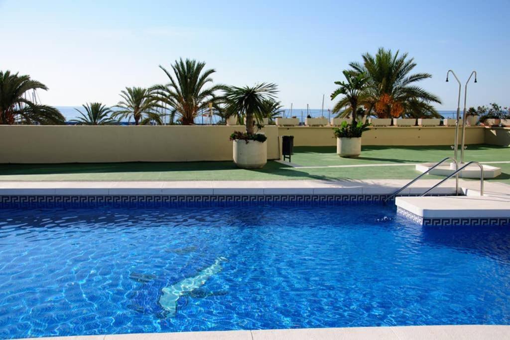 Appartement Palmeras Puerto Paraiso 埃斯特波纳 外观 照片